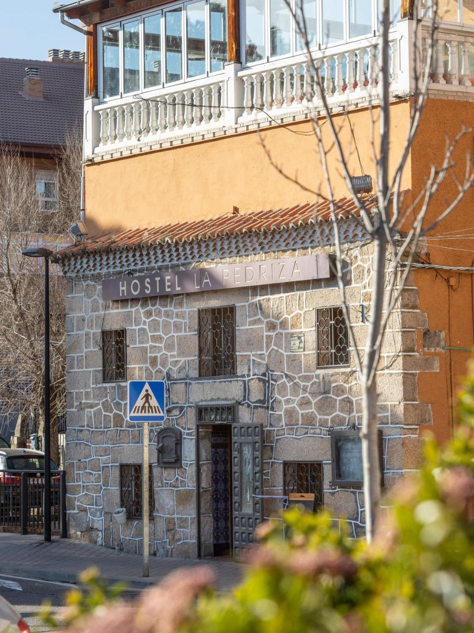 Hostel La Pedriza Manzanares El Real Eksteriør bilde